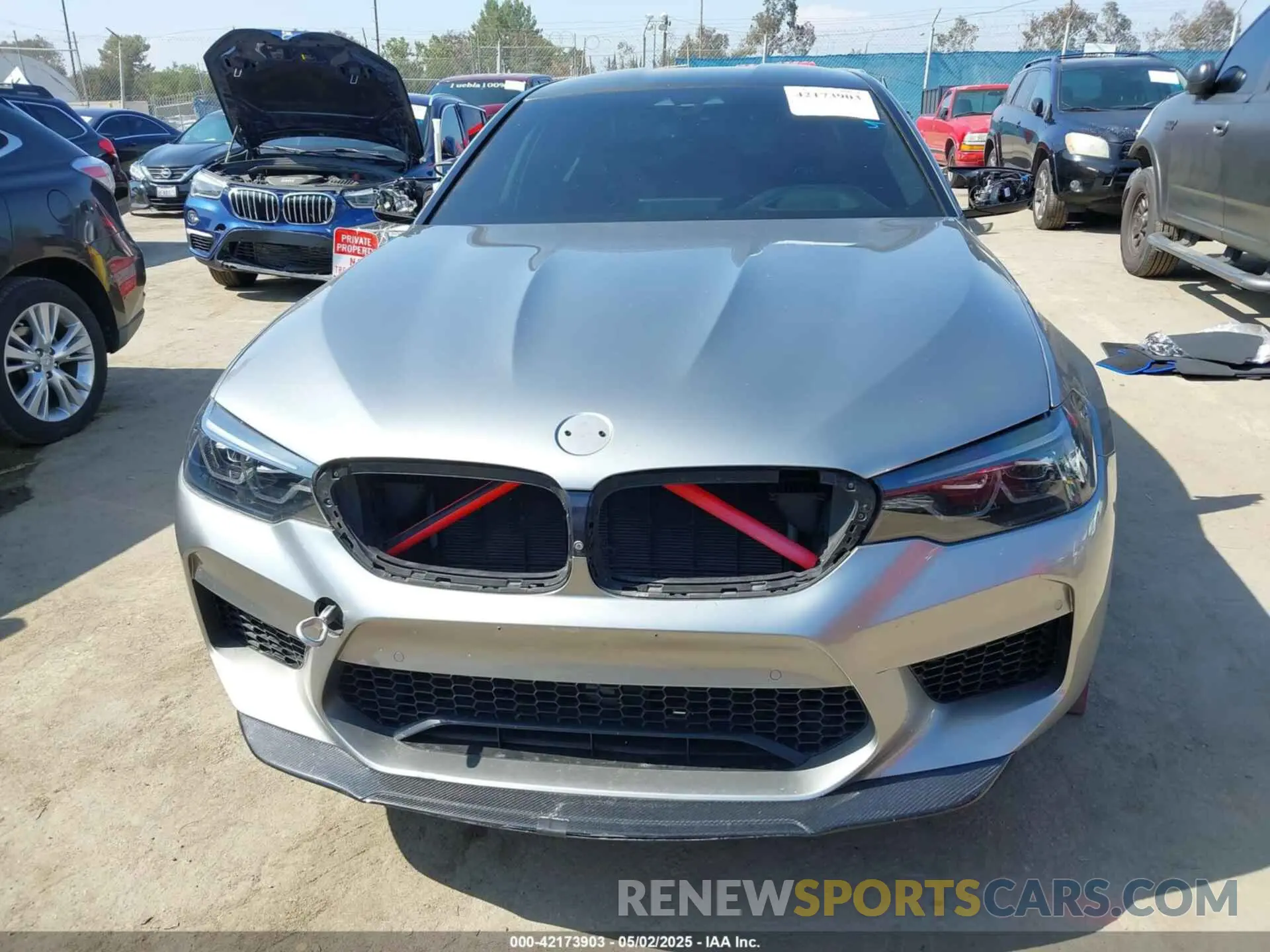 11 Photograph of a damaged car WBSJF0C59KB284173 BMW M5 2019