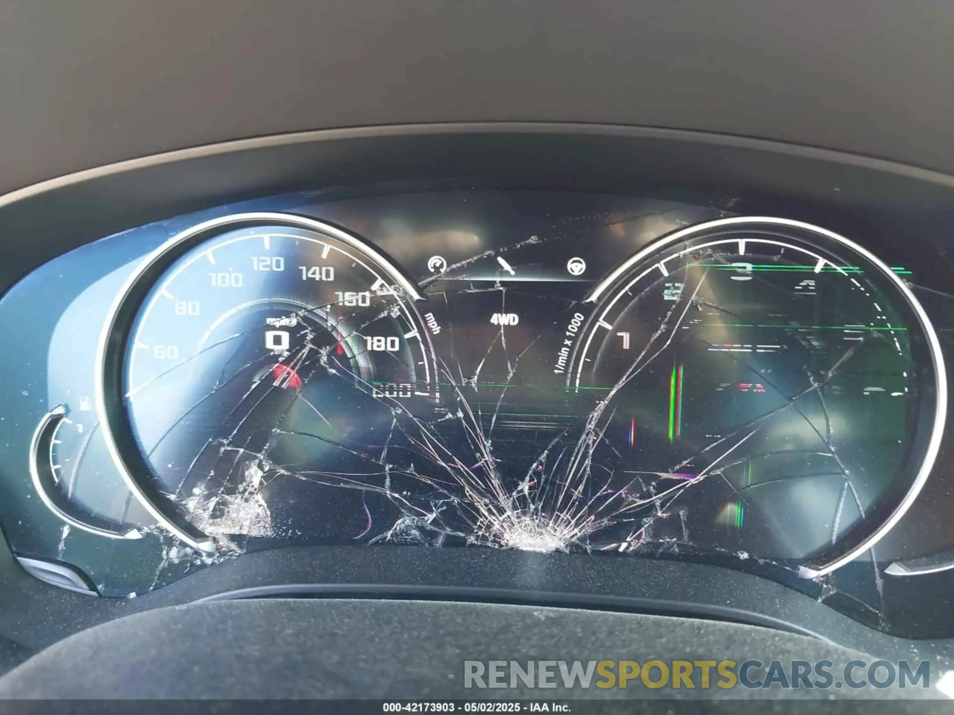 7 Photograph of a damaged car WBSJF0C59KB284173 BMW M5 2019