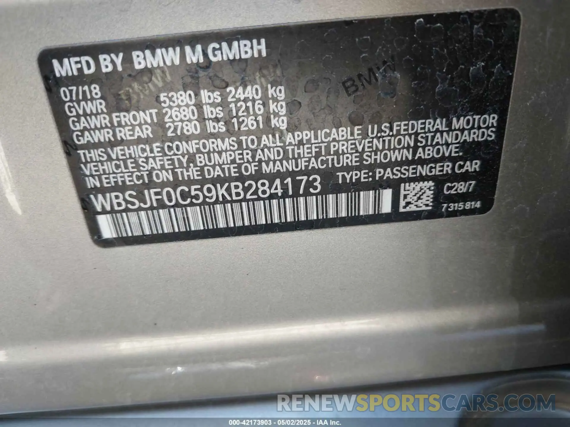 9 Photograph of a damaged car WBSJF0C59KB284173 BMW M5 2019