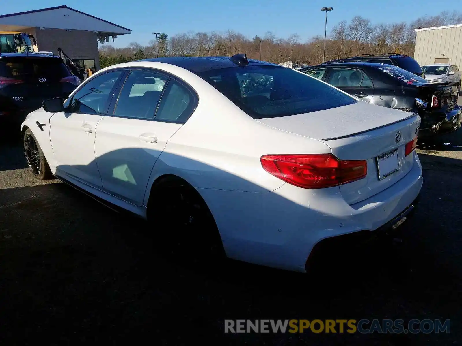 3 Photograph of a damaged car WBSJF0C59KB285680 BMW M5 2019