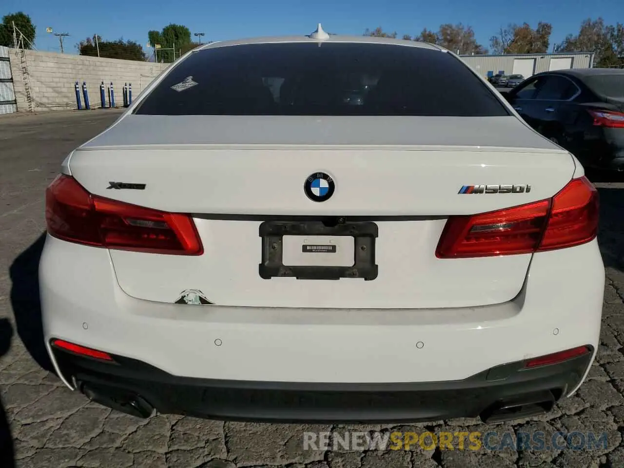 6 Photograph of a damaged car WBAJS7C07LCD89273 BMW M5 2020