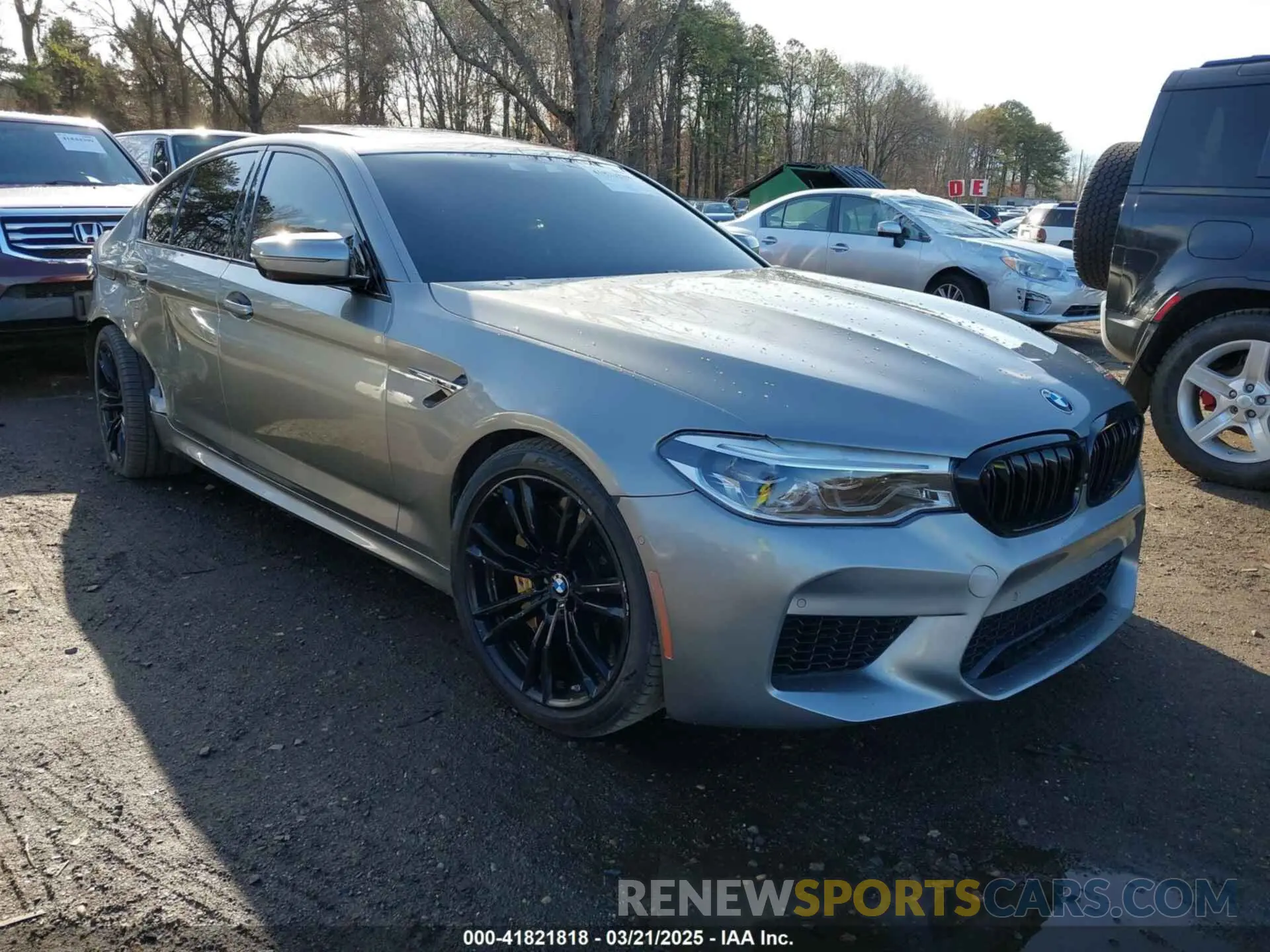 1 Photograph of a damaged car WBSJF0C03LCD70114 BMW M5 2020