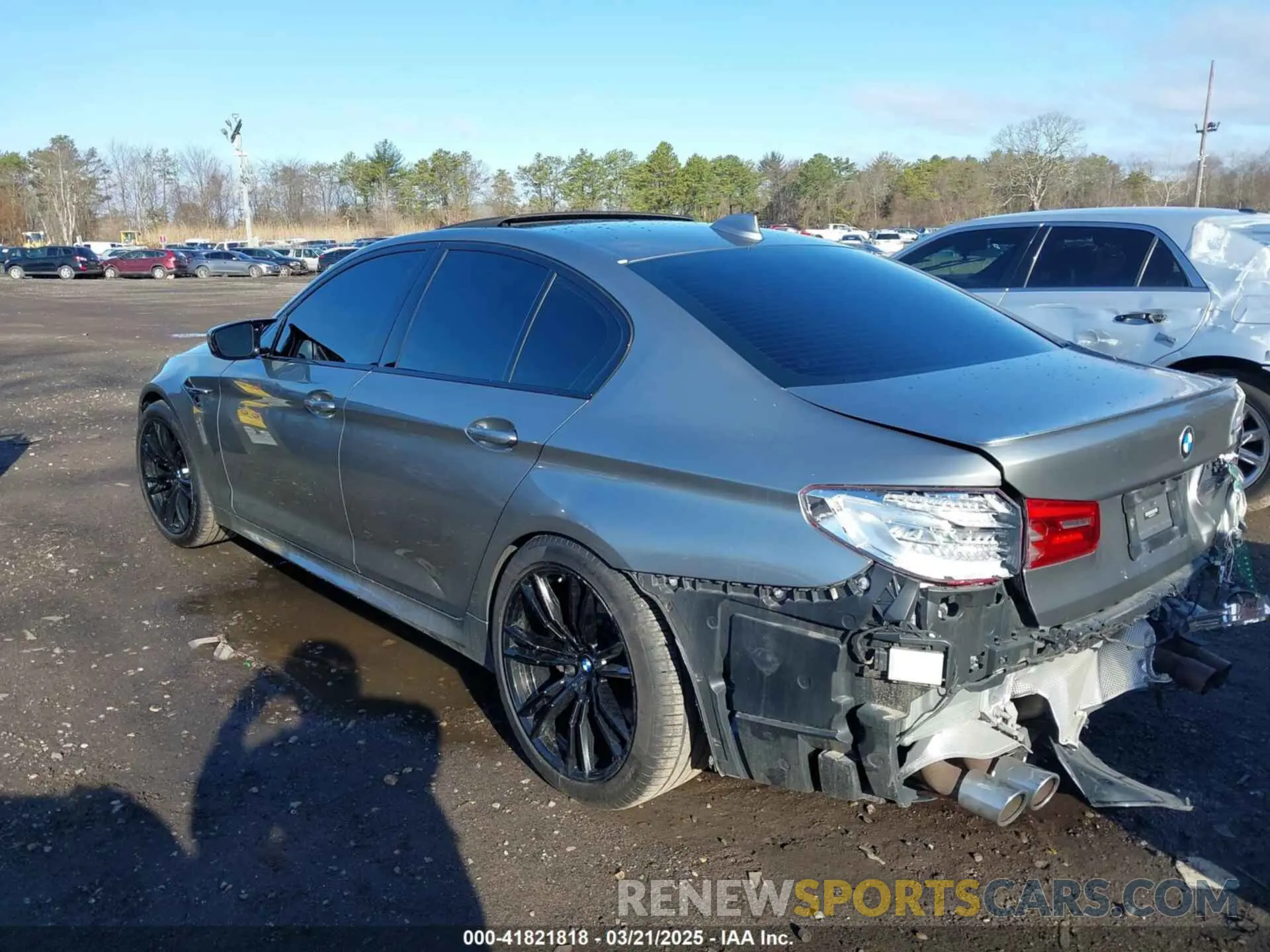 14 Photograph of a damaged car WBSJF0C03LCD70114 BMW M5 2020