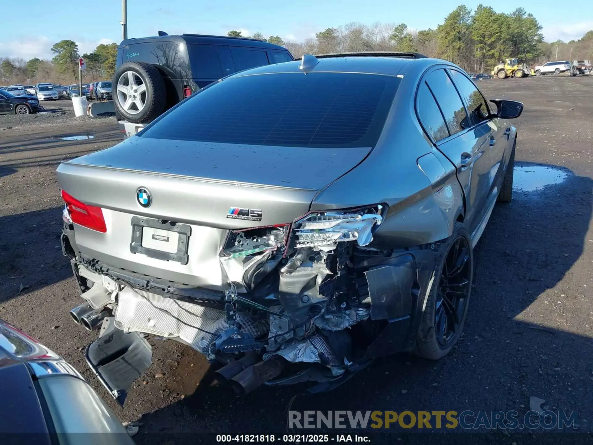 16 Photograph of a damaged car WBSJF0C03LCD70114 BMW M5 2020