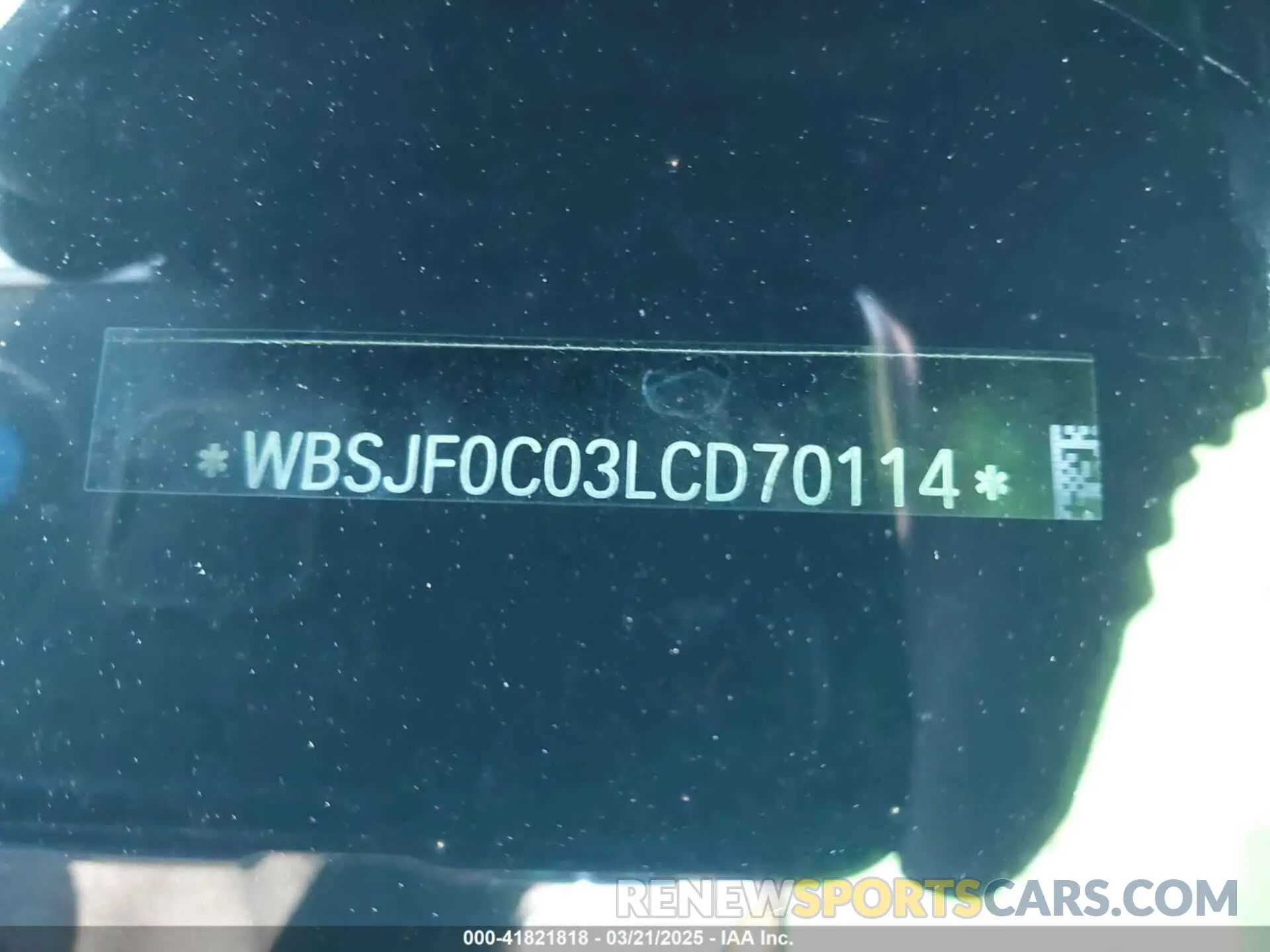 17 Photograph of a damaged car WBSJF0C03LCD70114 BMW M5 2020