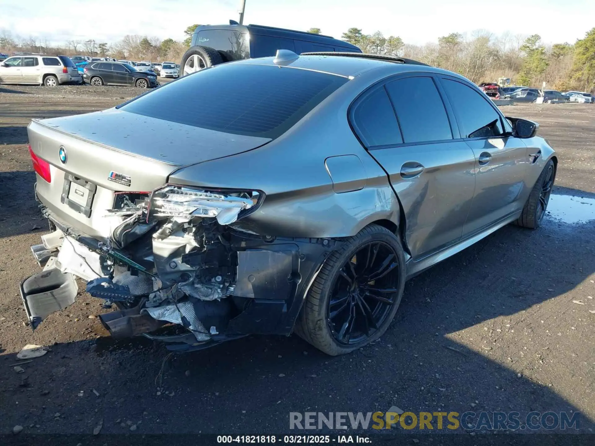 6 Photograph of a damaged car WBSJF0C03LCD70114 BMW M5 2020