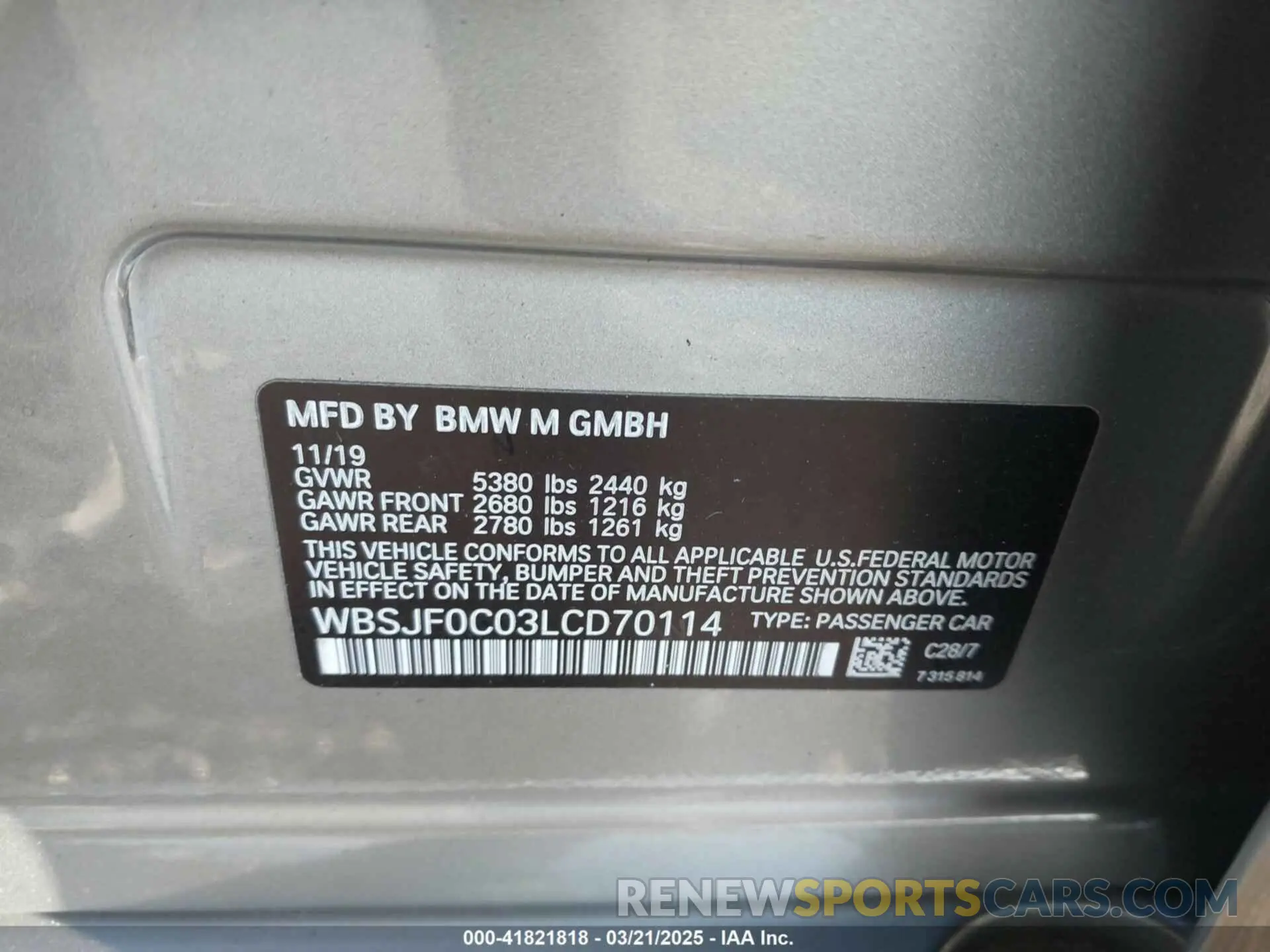 9 Photograph of a damaged car WBSJF0C03LCD70114 BMW M5 2020