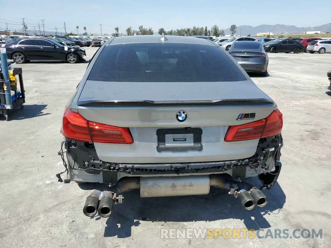 6 Photograph of a damaged car WBSJF0C04LCD66198 BMW M5 2020