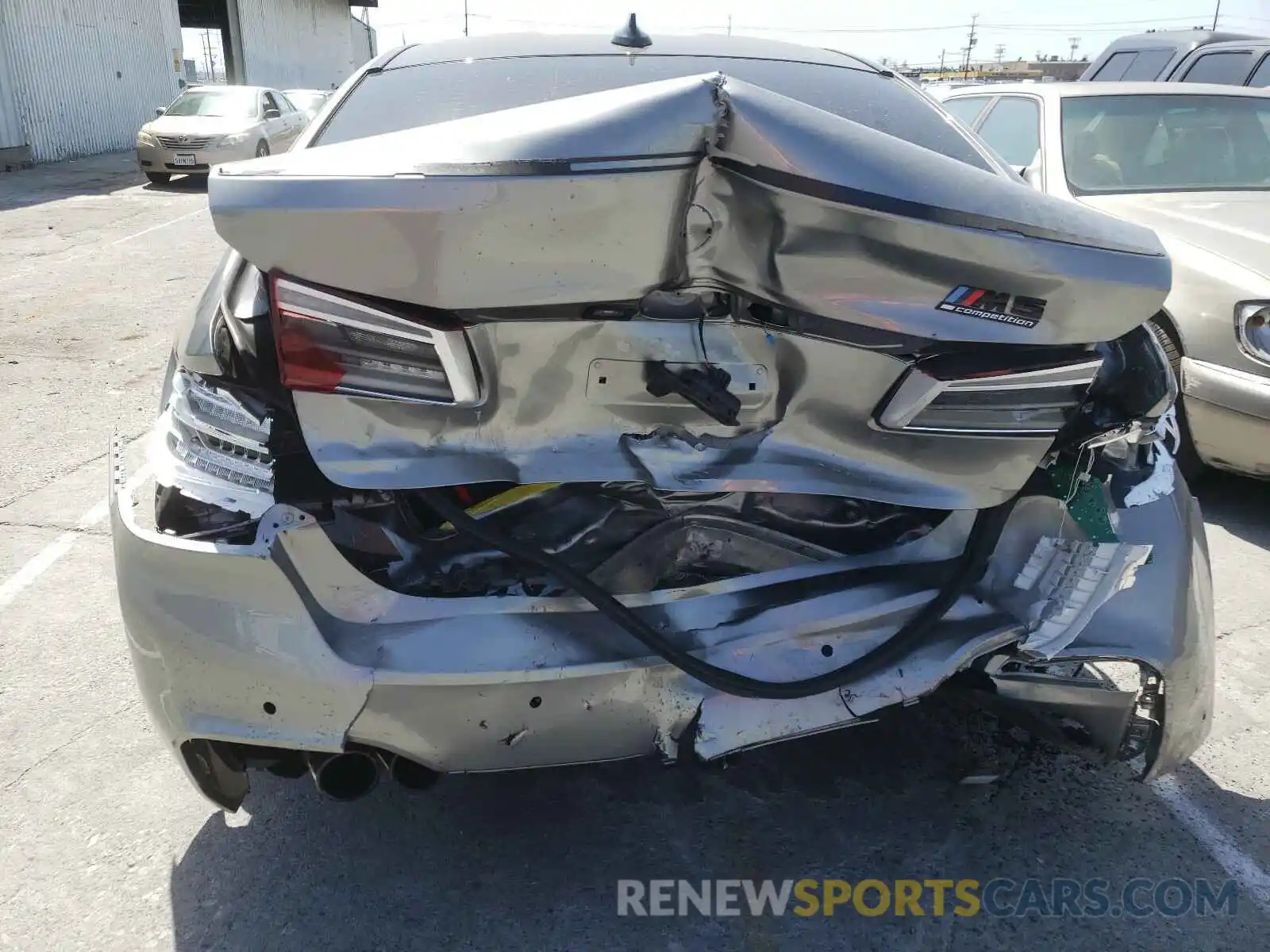 9 Photograph of a damaged car WBSJF0C04LCE49436 BMW M5 2020