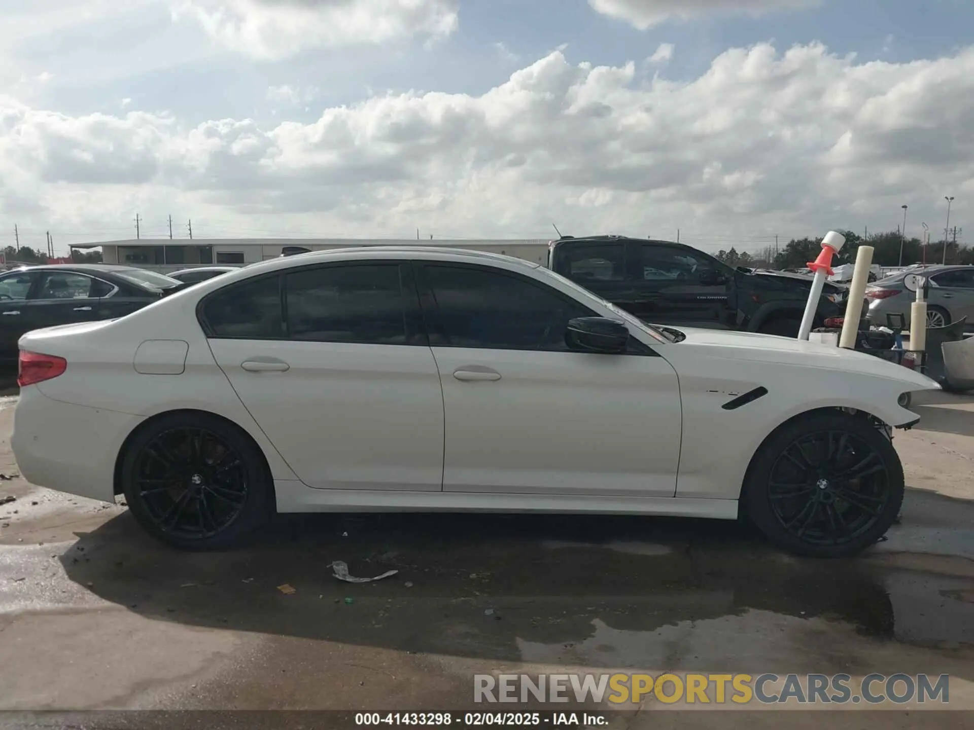 14 Photograph of a damaged car WBSJF0C08LB448907 BMW M5 2020
