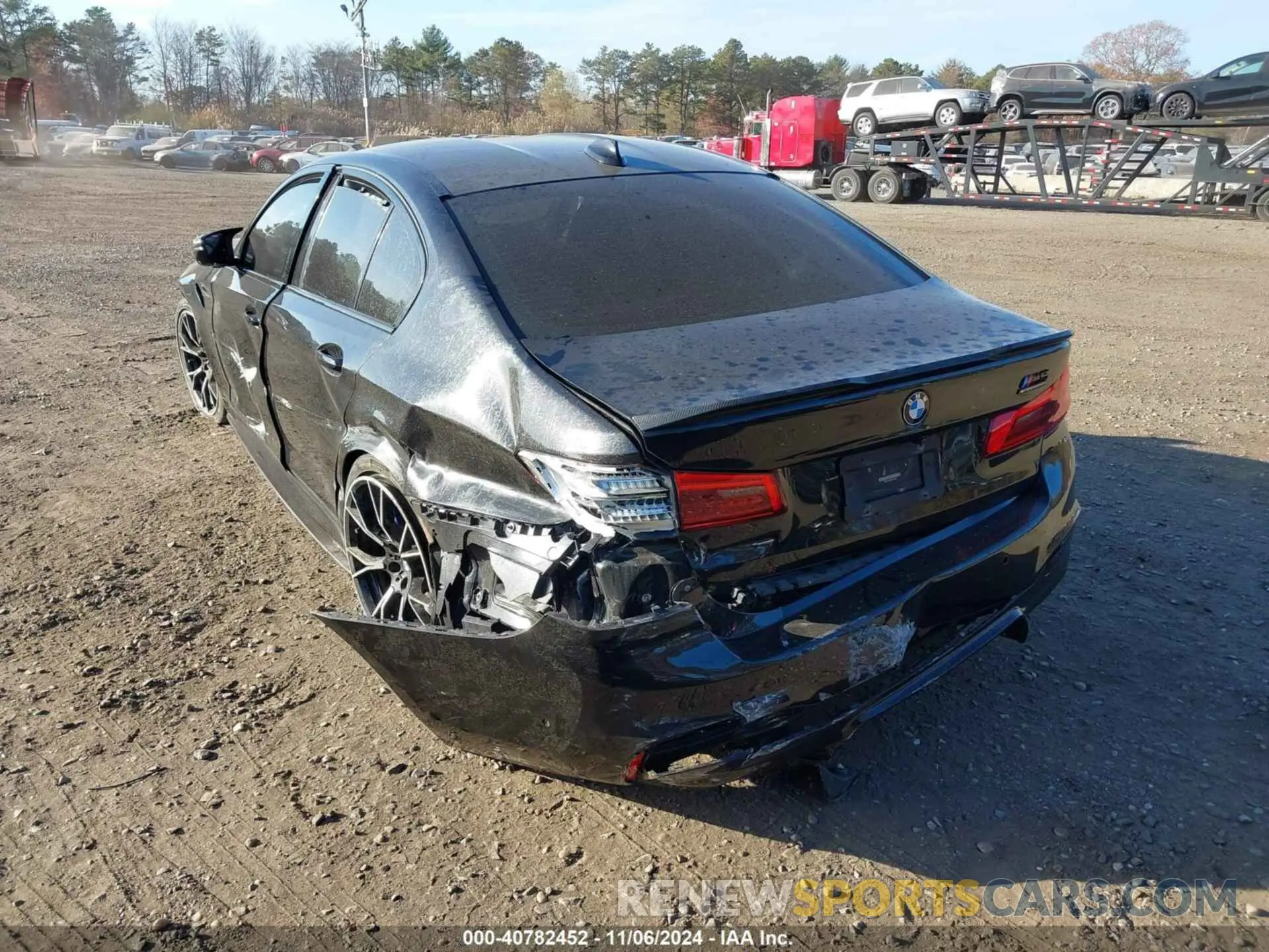 3 Photograph of a damaged car WBSJF0C08LCD71226 BMW M5 2020