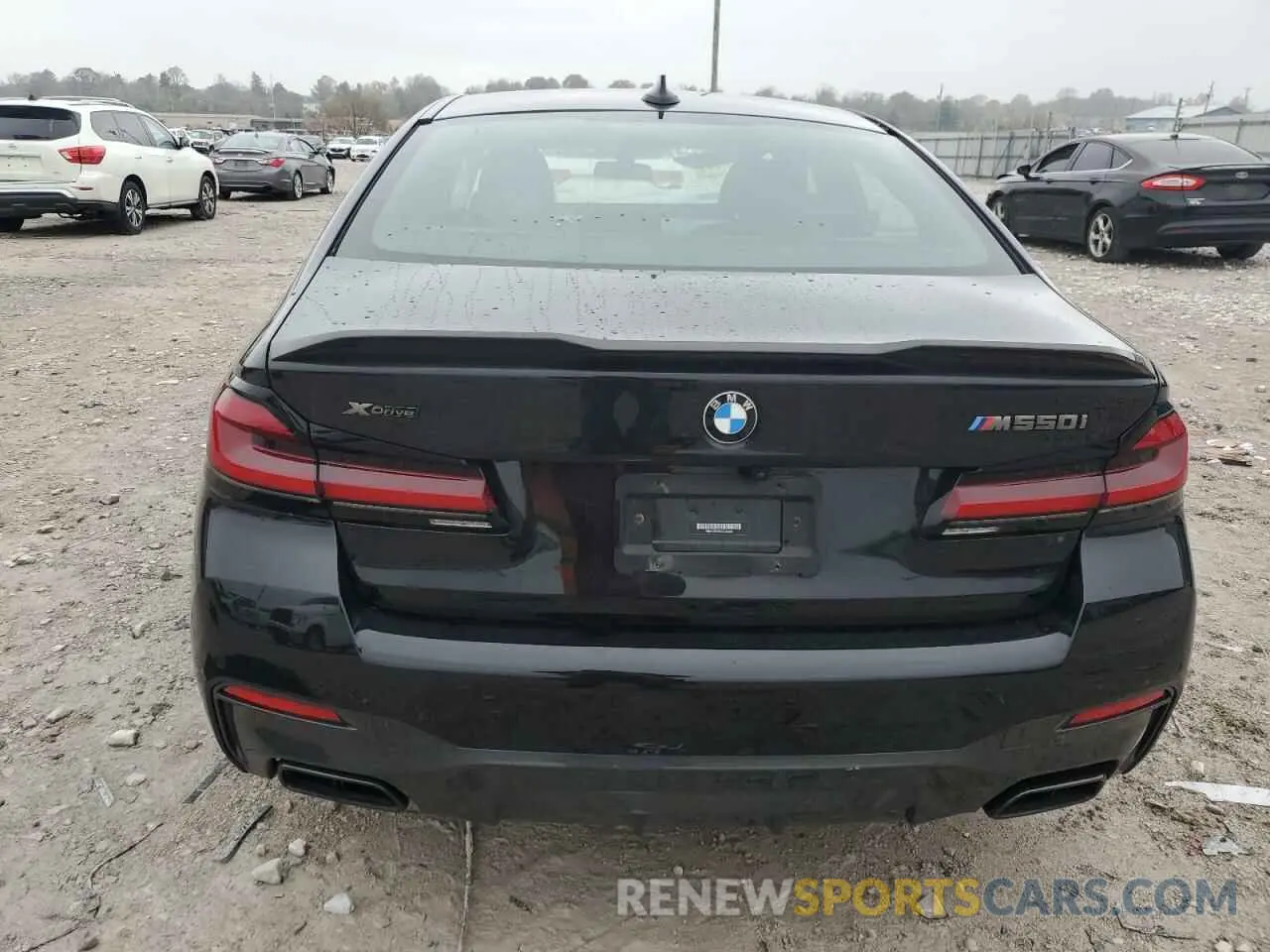 6 Photograph of a damaged car WBA13BK00MCG04608 BMW M5 2021