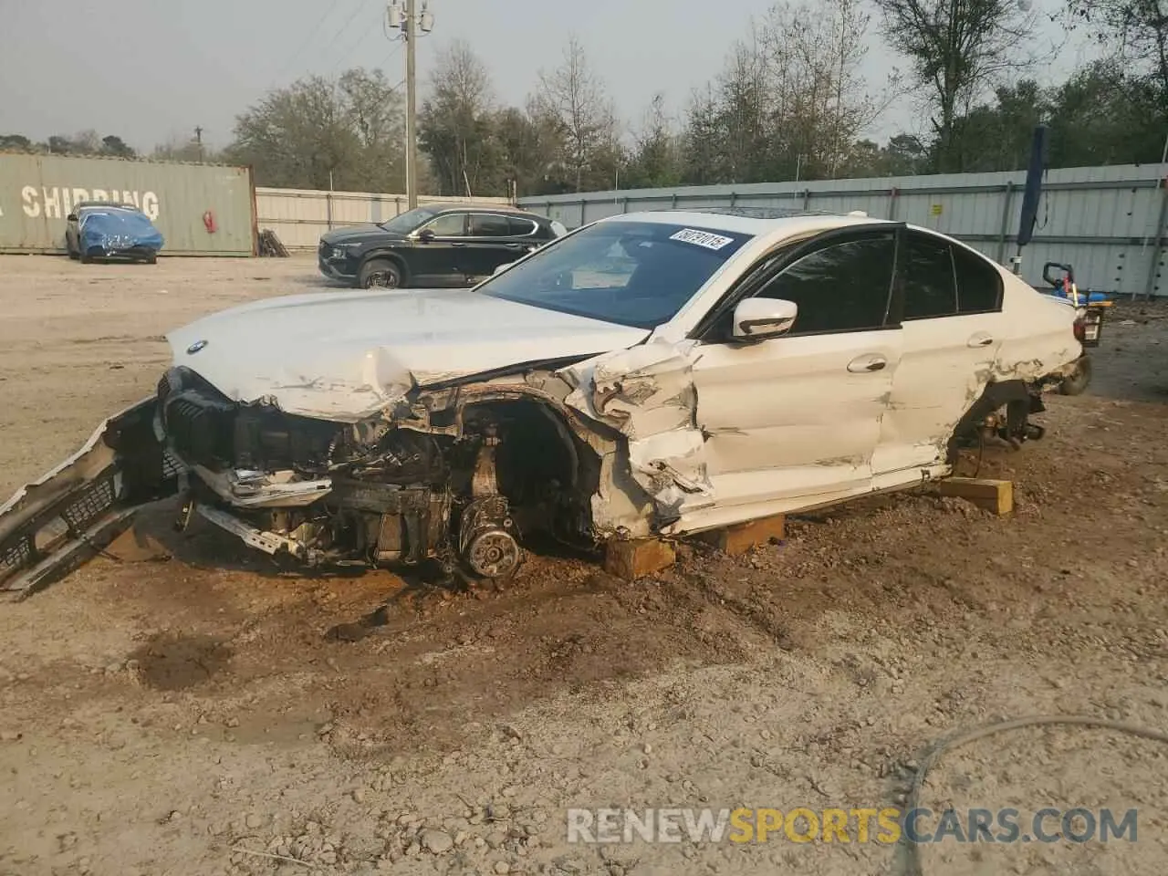 1 Photograph of a damaged car WBA13BK02MCG91587 BMW M5 2021