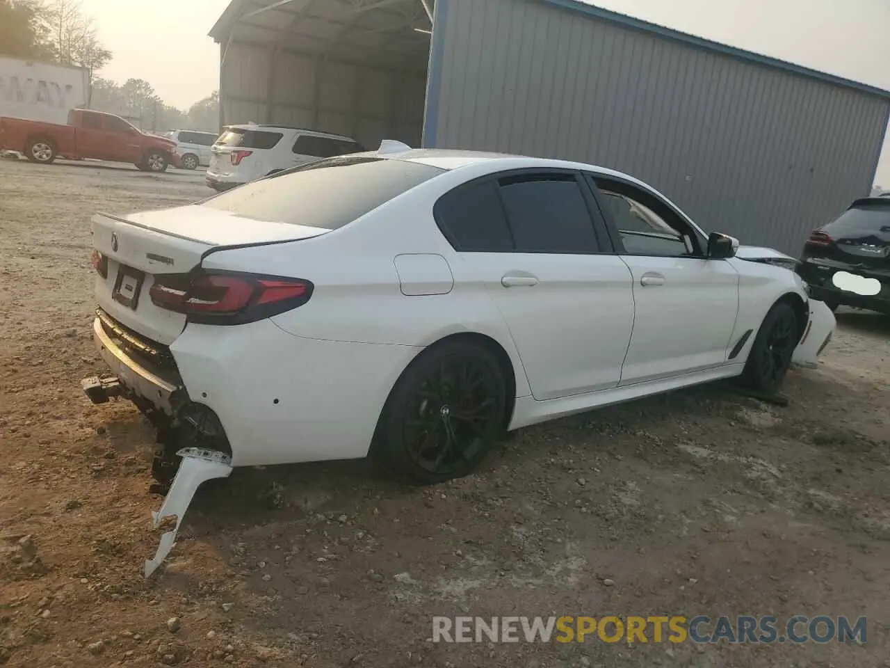 3 Photograph of a damaged car WBA13BK02MCG91587 BMW M5 2021
