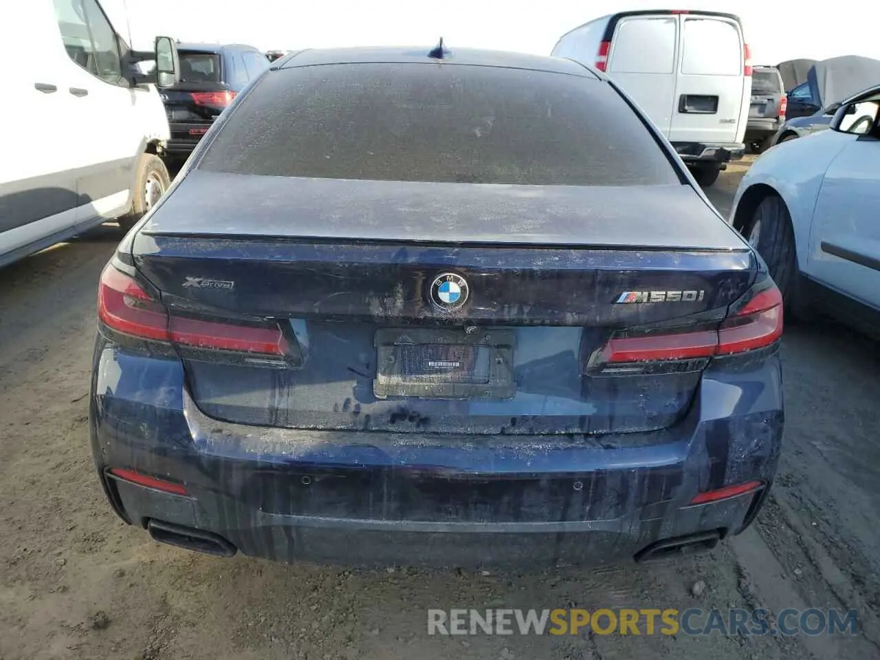 6 Photograph of a damaged car WBA13BK03MCF21643 BMW M5 2021