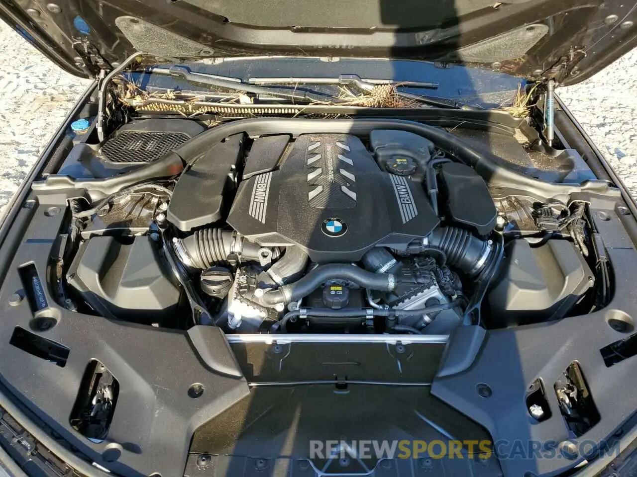 11 Photograph of a damaged car WBA13BK04MCF56093 BMW M5 2021