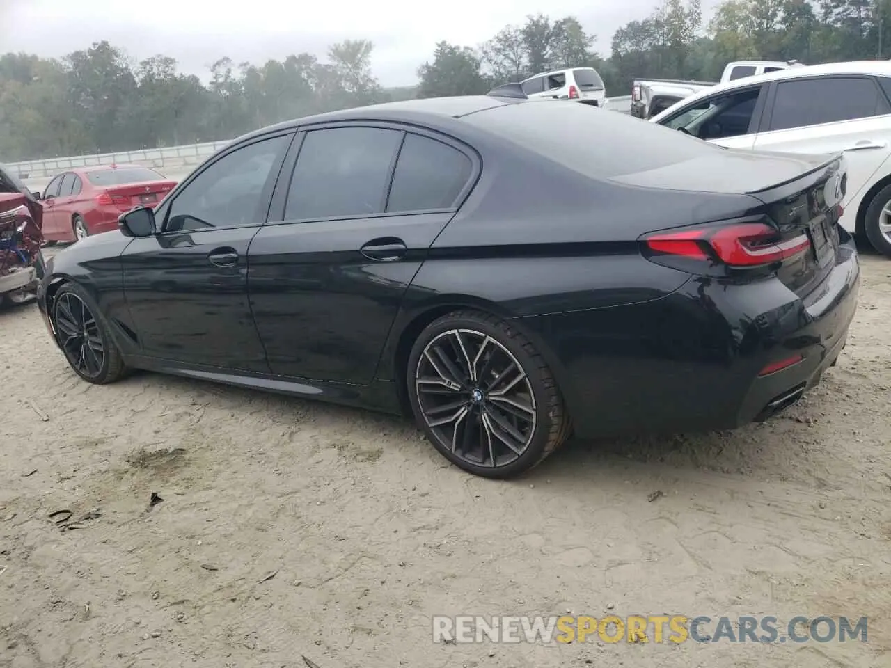 2 Photograph of a damaged car WBA13BK0XMCF46927 BMW M5 2021