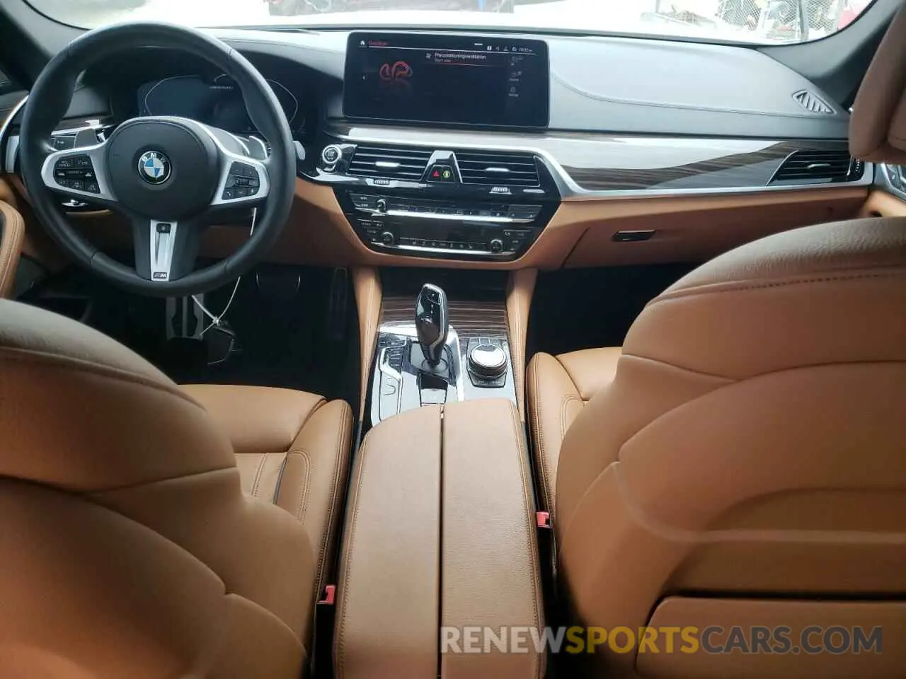 8 Photograph of a damaged car WBA13BK0XMCF46927 BMW M5 2021