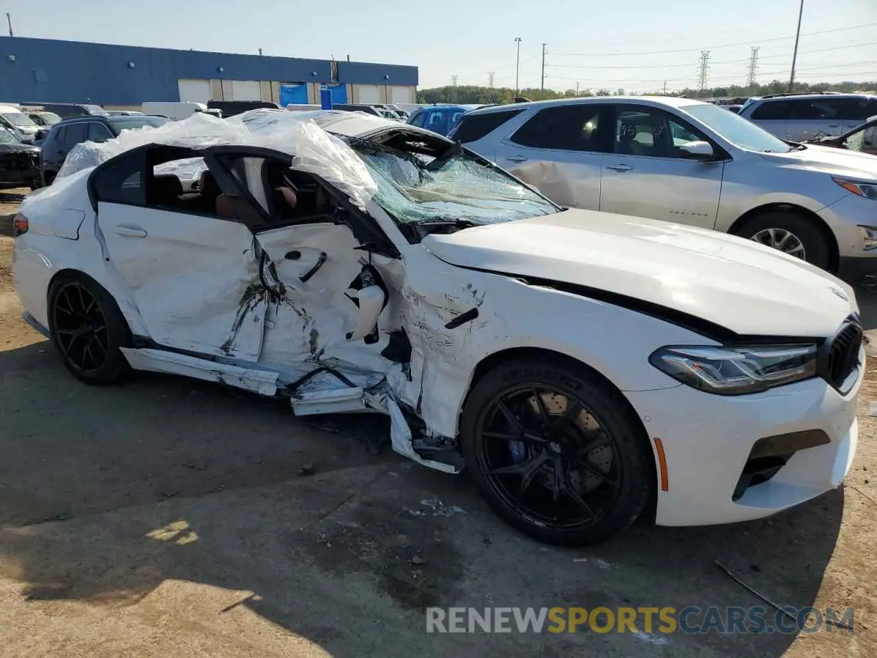 4 Photograph of a damaged car WBS83CH00MCF22708 BMW M5 2021