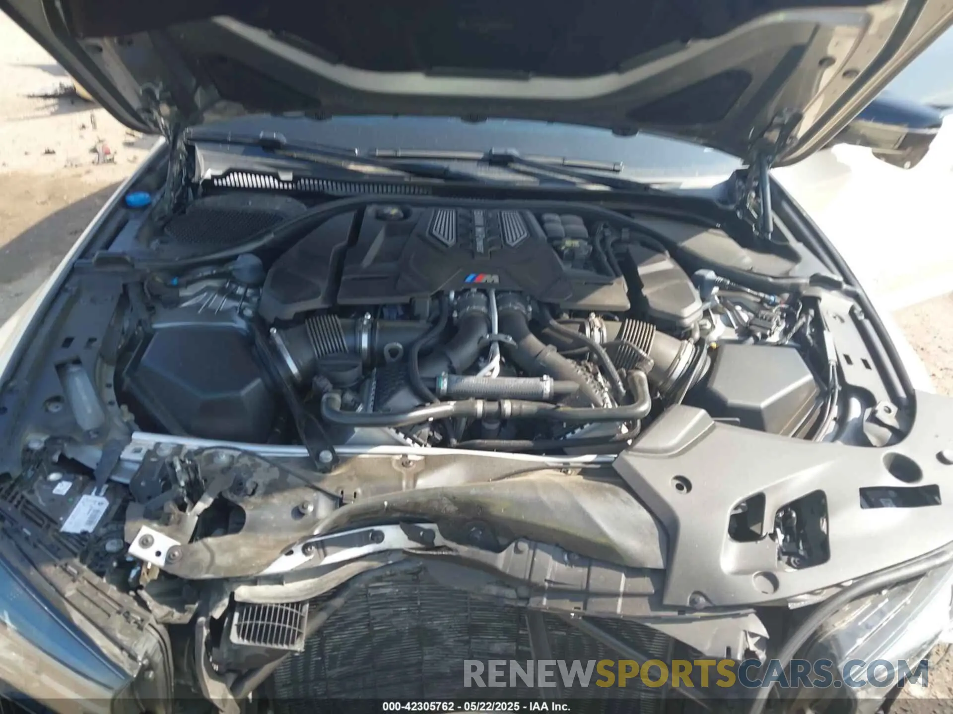 10 Photograph of a damaged car WBS83CH04MCF63178 BMW M5 2021