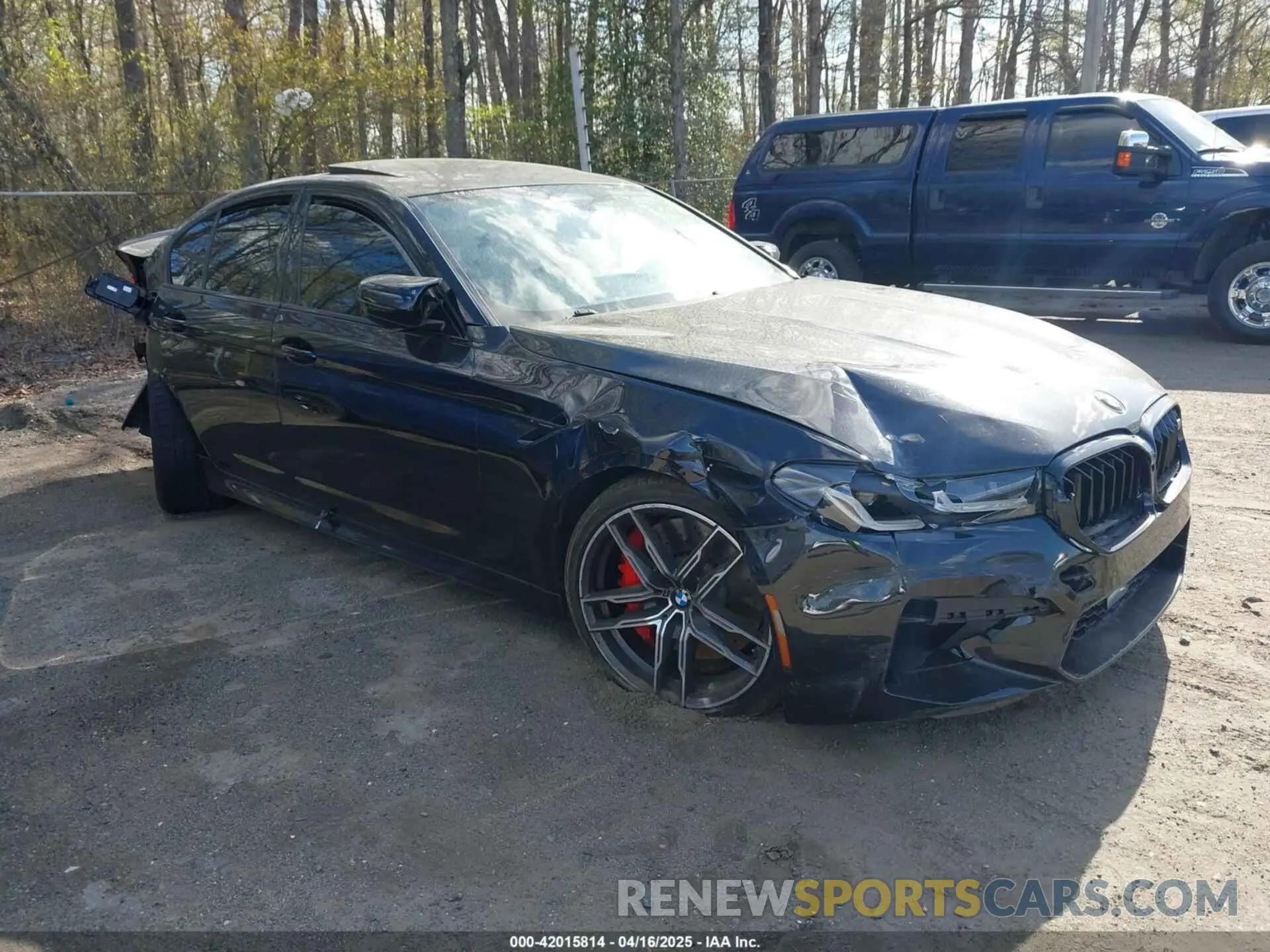 1 Photograph of a damaged car WBS83CH08MCF73017 BMW M5 2021