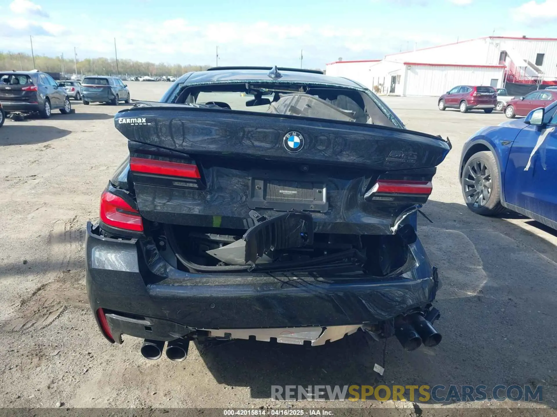 15 Photograph of a damaged car WBS83CH08MCF73017 BMW M5 2021