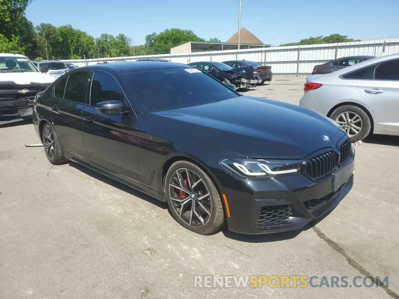 4 Photograph of a damaged car WBA13BK0XNCJ51404 BMW M5 2022