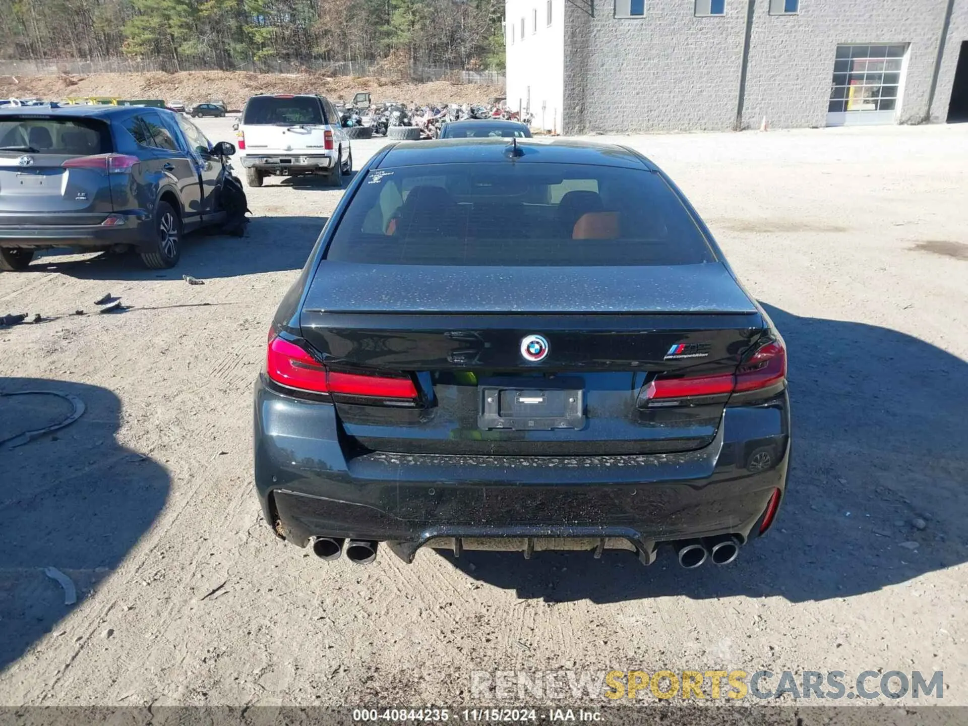 16 Photograph of a damaged car WBS83CH01NCK58820 BMW M5 2022