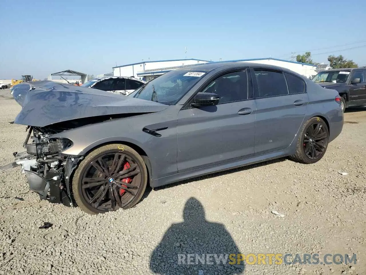 1 Photograph of a damaged car WBS83CH03NCH66564 BMW M5 2022