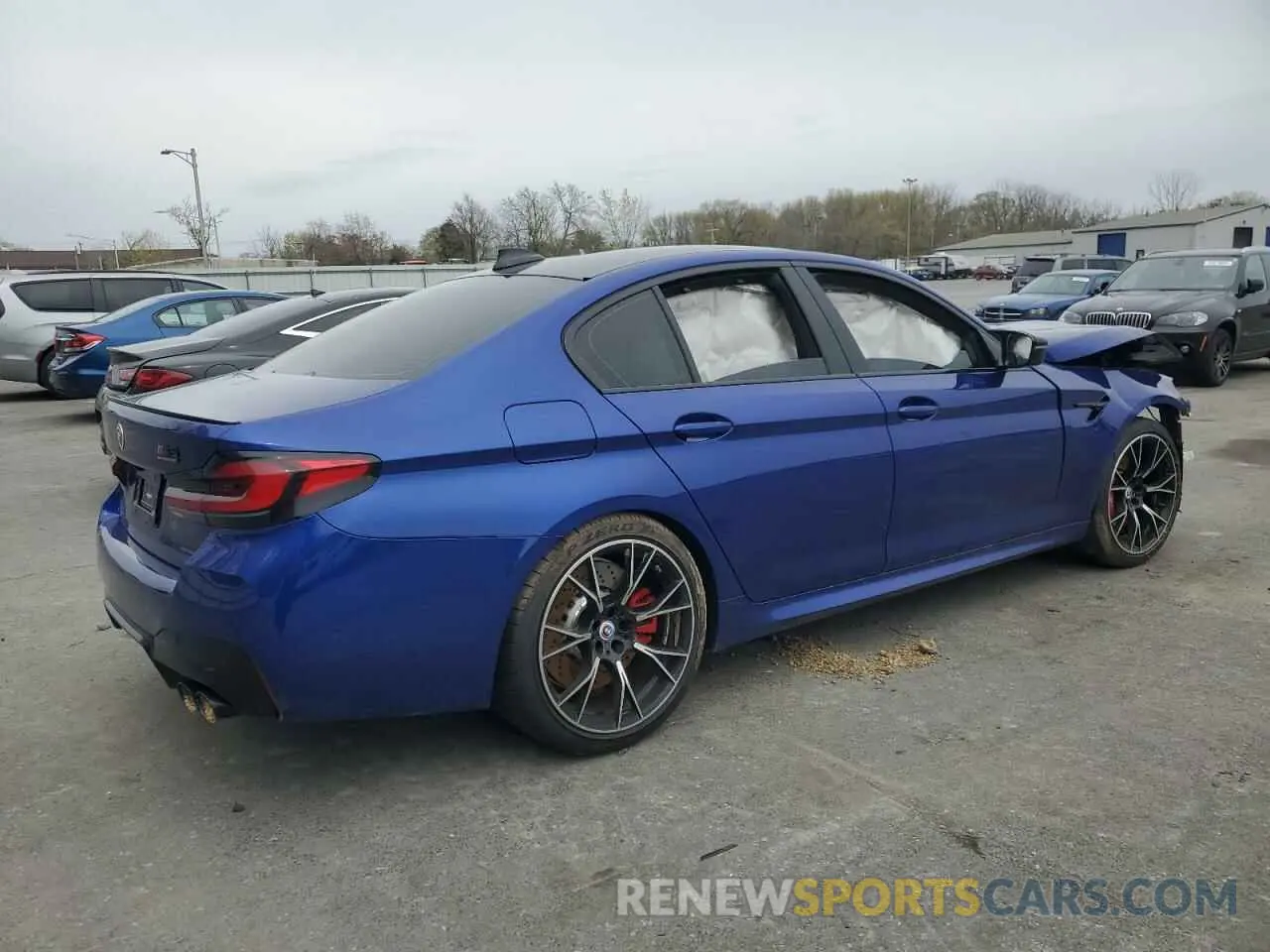 3 Photograph of a damaged car WBS83CH03NCK43106 BMW M5 2022