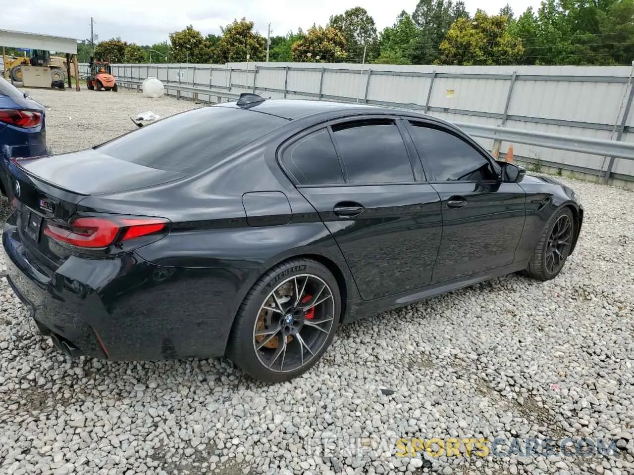 3 Photograph of a damaged car WBS83CH06NCJ03339 BMW M5 2022