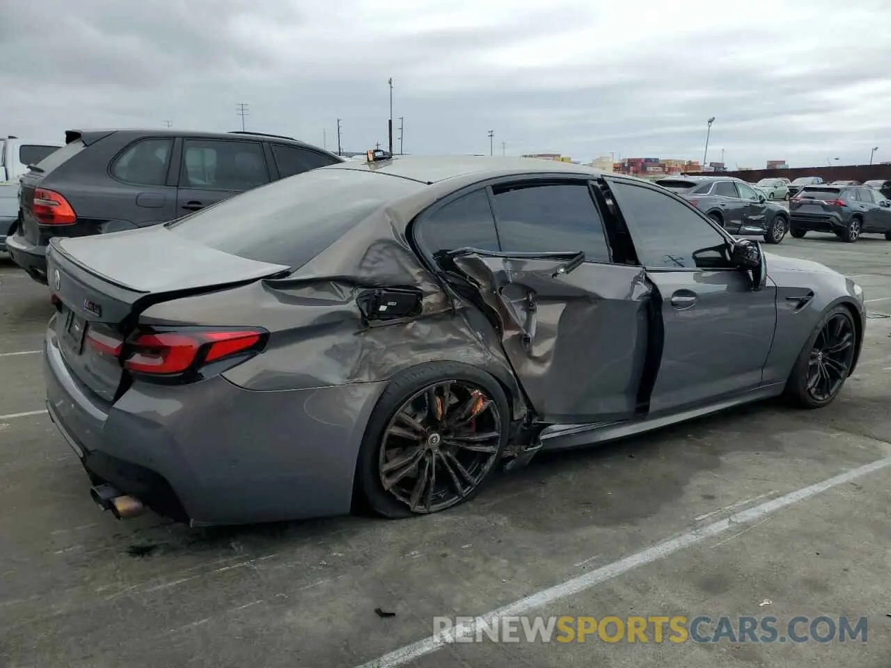 3 Photograph of a damaged car WBS83CH01PCL30098 BMW M5 2023