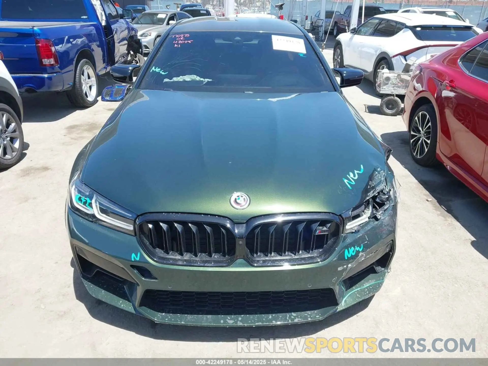 12 Photograph of a damaged car WBS83CH01PCM51813 BMW M5 2023