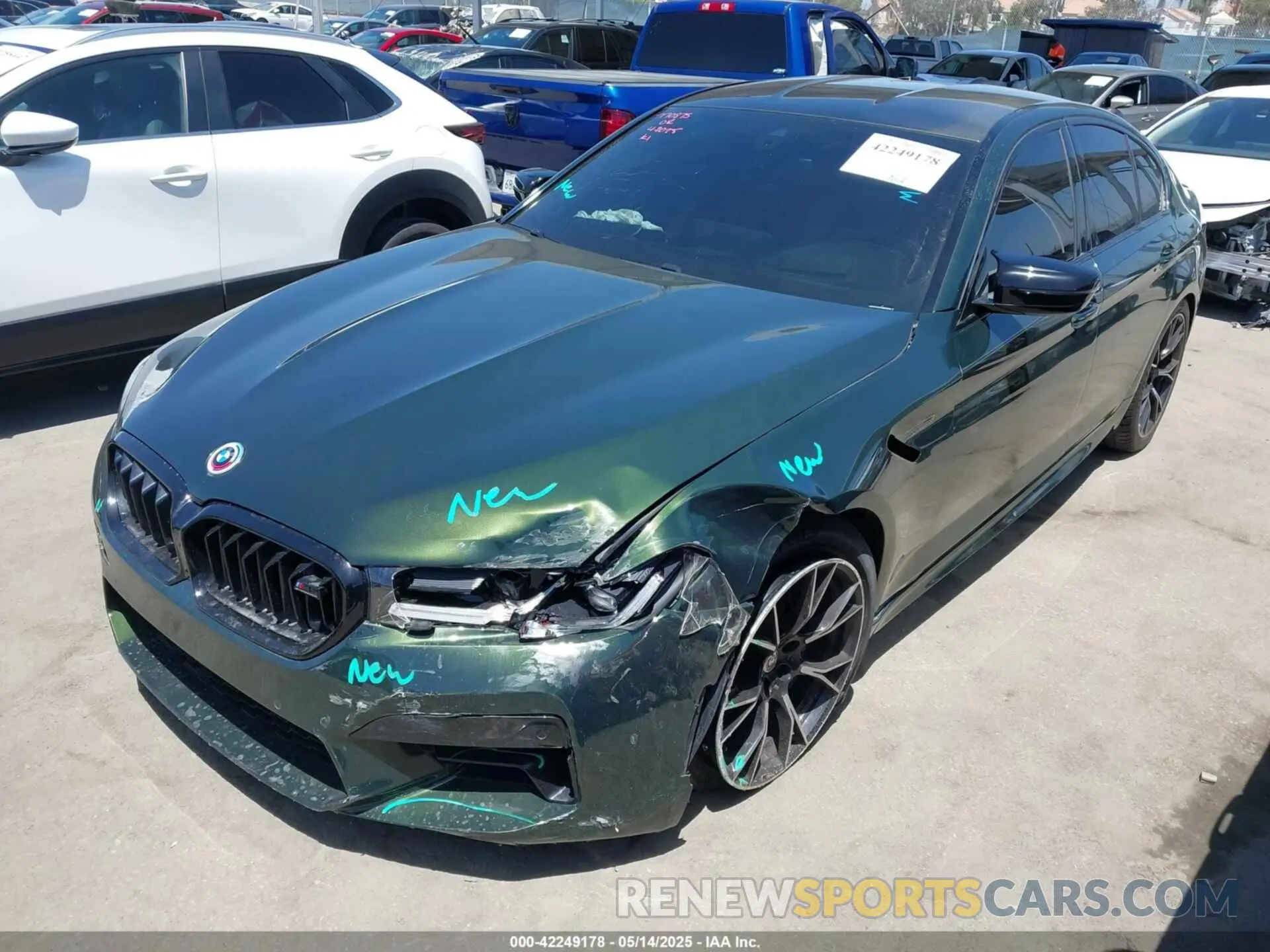 2 Photograph of a damaged car WBS83CH01PCM51813 BMW M5 2023