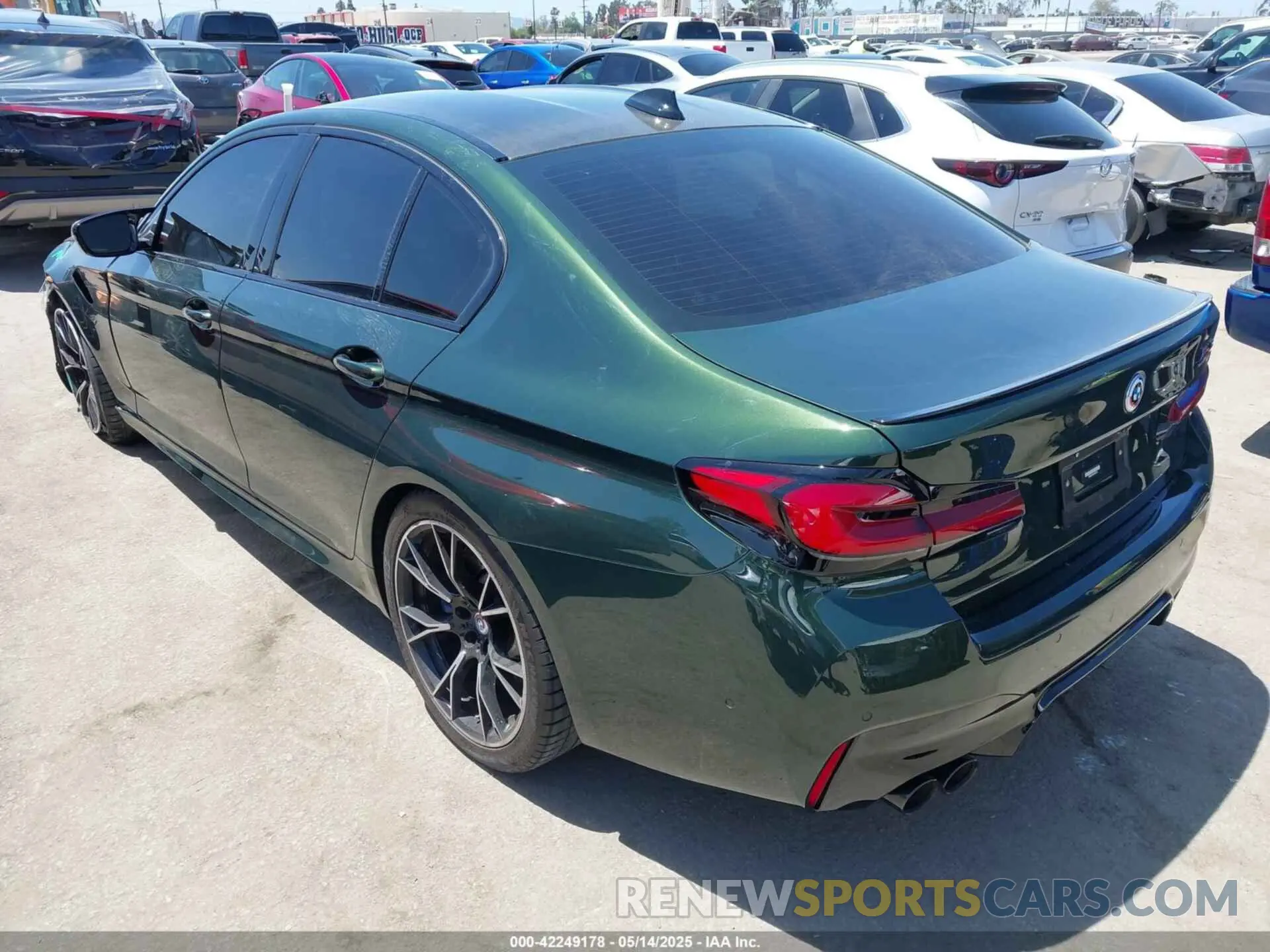 3 Photograph of a damaged car WBS83CH01PCM51813 BMW M5 2023