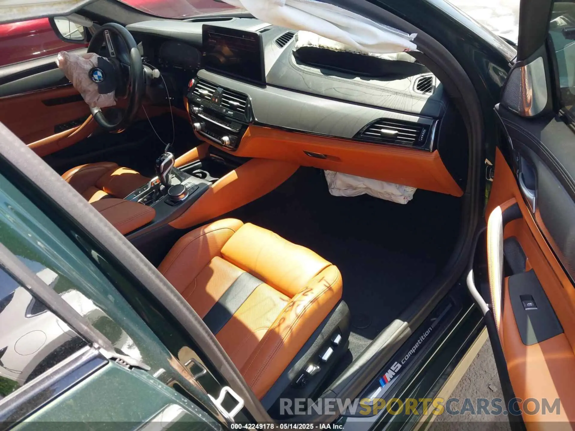5 Photograph of a damaged car WBS83CH01PCM51813 BMW M5 2023