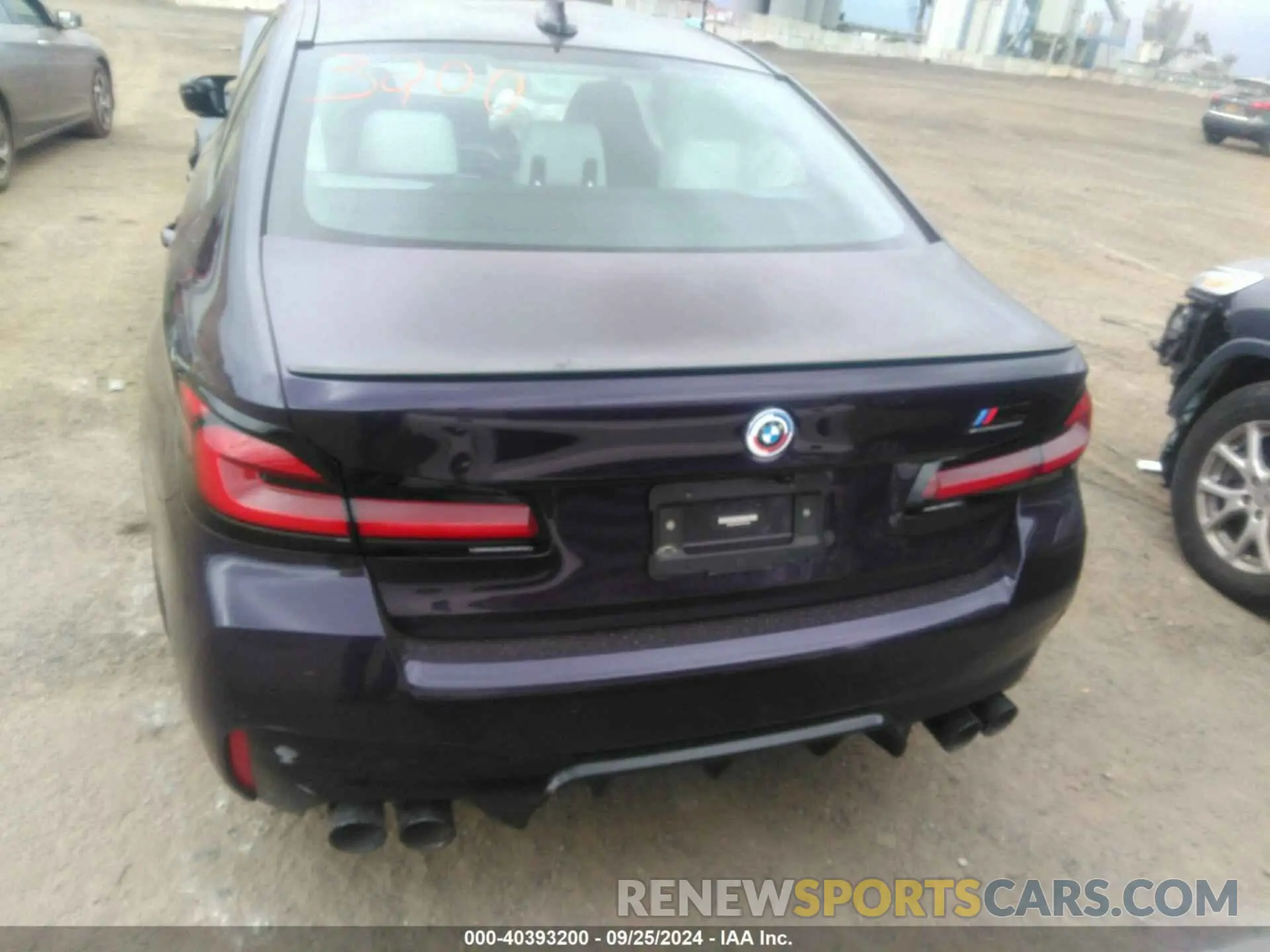 16 Photograph of a damaged car WBS83CH06PCN17983 BMW M5 2023