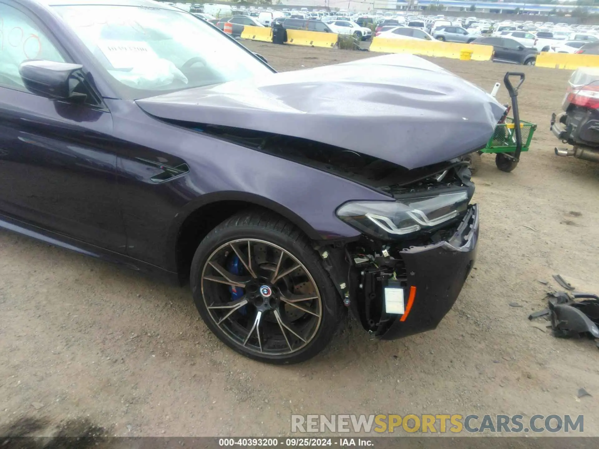 17 Photograph of a damaged car WBS83CH06PCN17983 BMW M5 2023