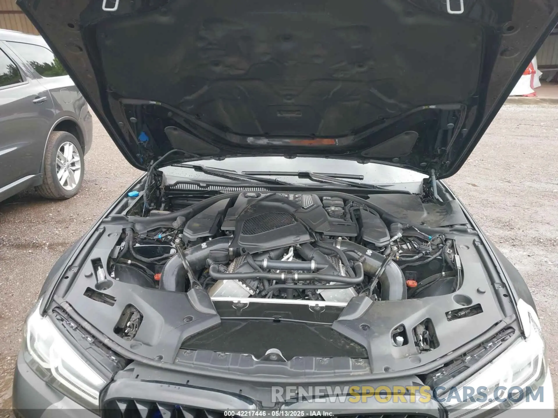 10 Photograph of a damaged car WBS83CH07PCM91524 BMW M5 2023