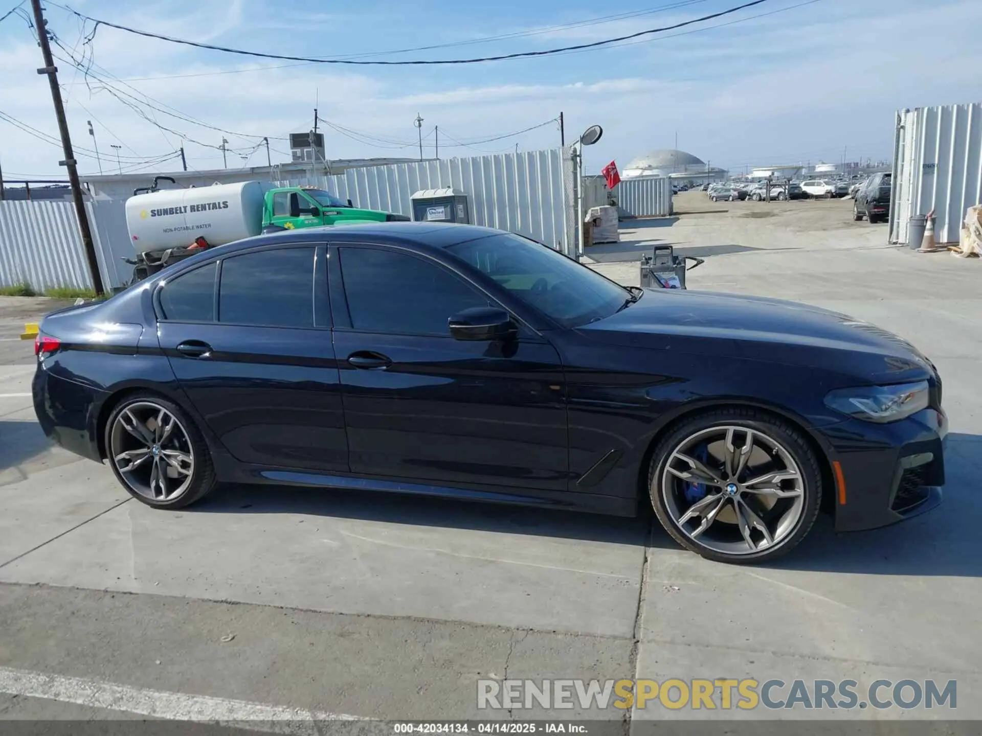 13 Photograph of a damaged car WBA13BK06NCJ43672 BMW M550 2022