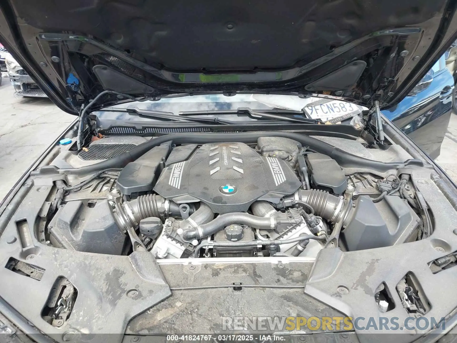 10 Photograph of a damaged car WBA13BK00PCM25440 BMW M550 2023