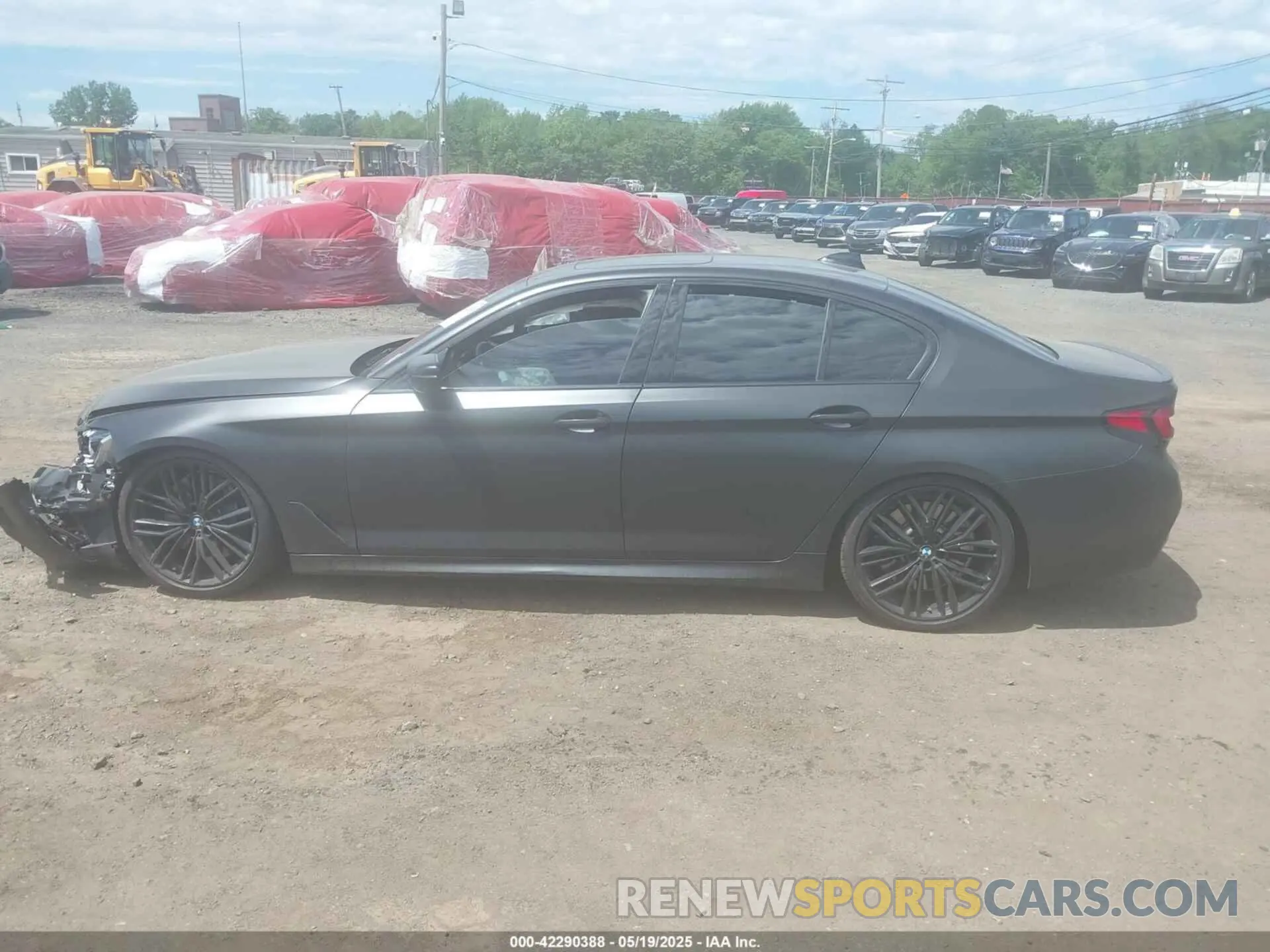 14 Photograph of a damaged car WBA13BK02PCN47443 BMW M550 2023