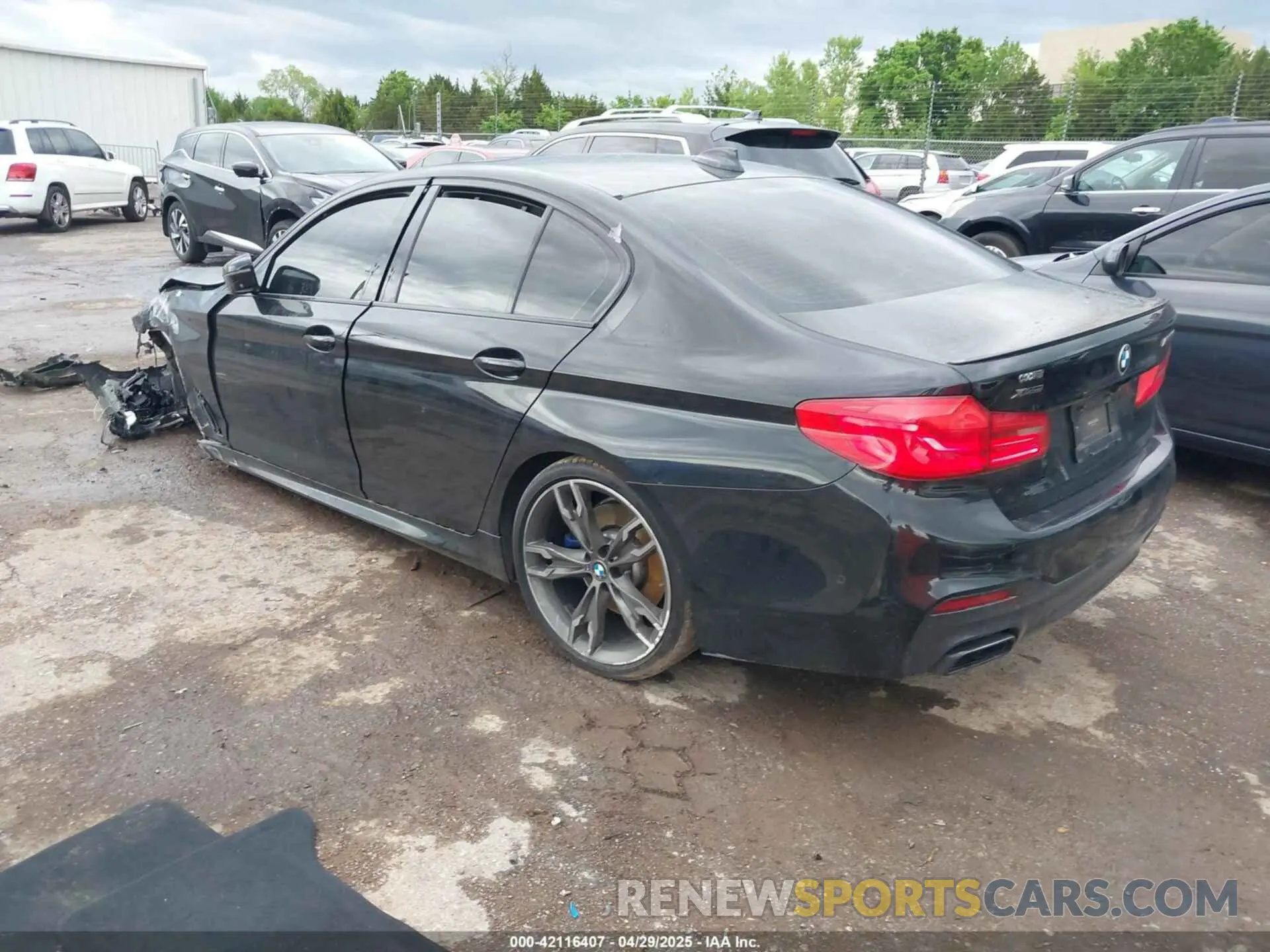 3 Photograph of a damaged car WBAJB9C53KB464754 BMW M550I 2019