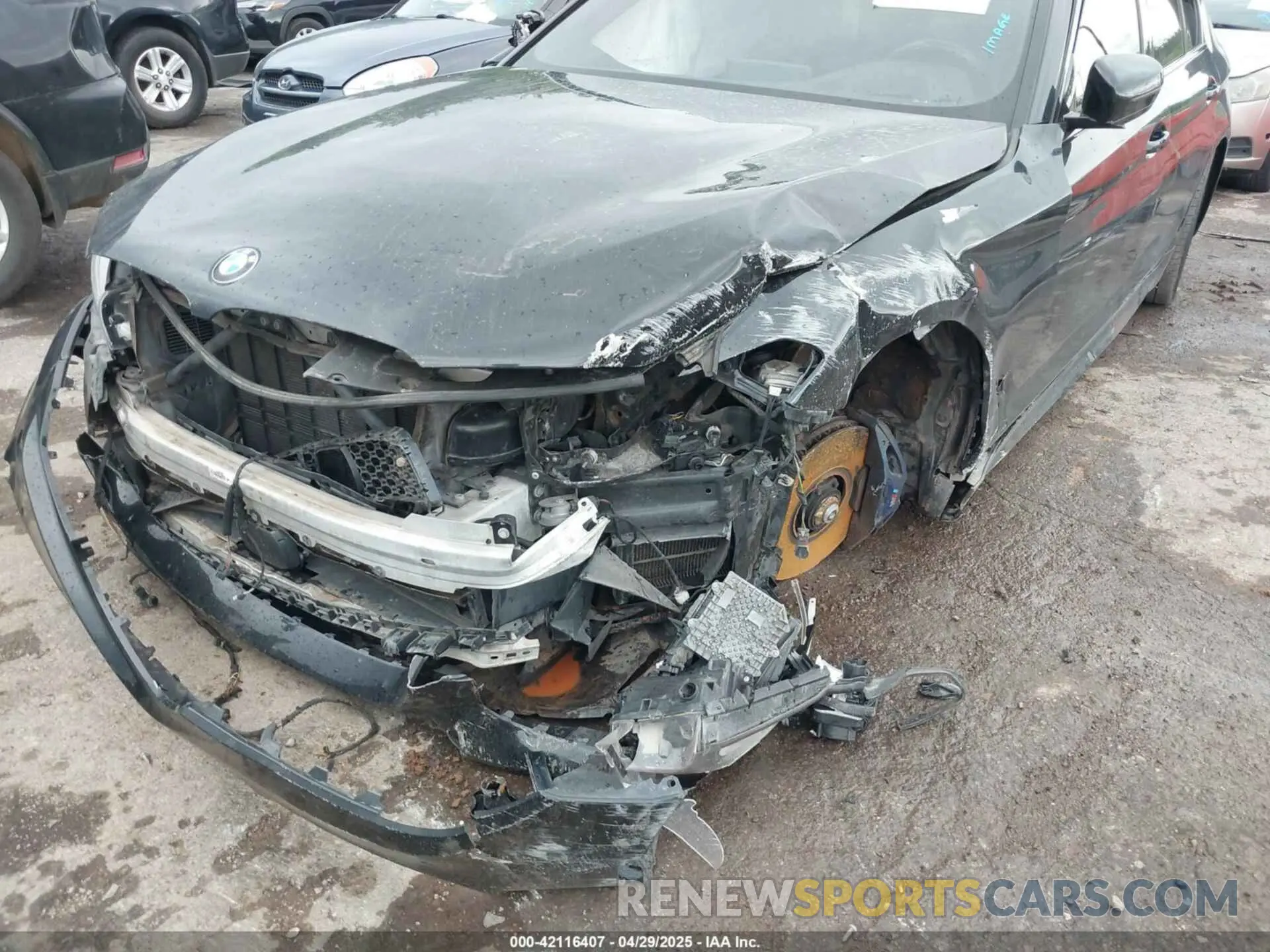 6 Photograph of a damaged car WBAJB9C53KB464754 BMW M550I 2019