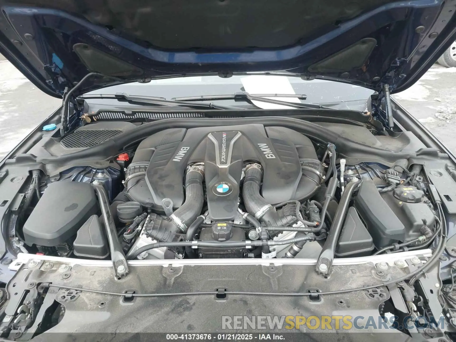 10 Photograph of a damaged car WBAJB9C54KB464746 BMW M550I 2019