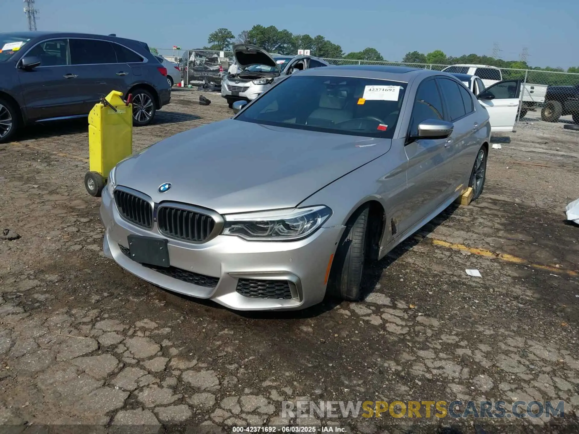 2 Photograph of a damaged car WBAJS7C00LCD98929 BMW M550I 2020
