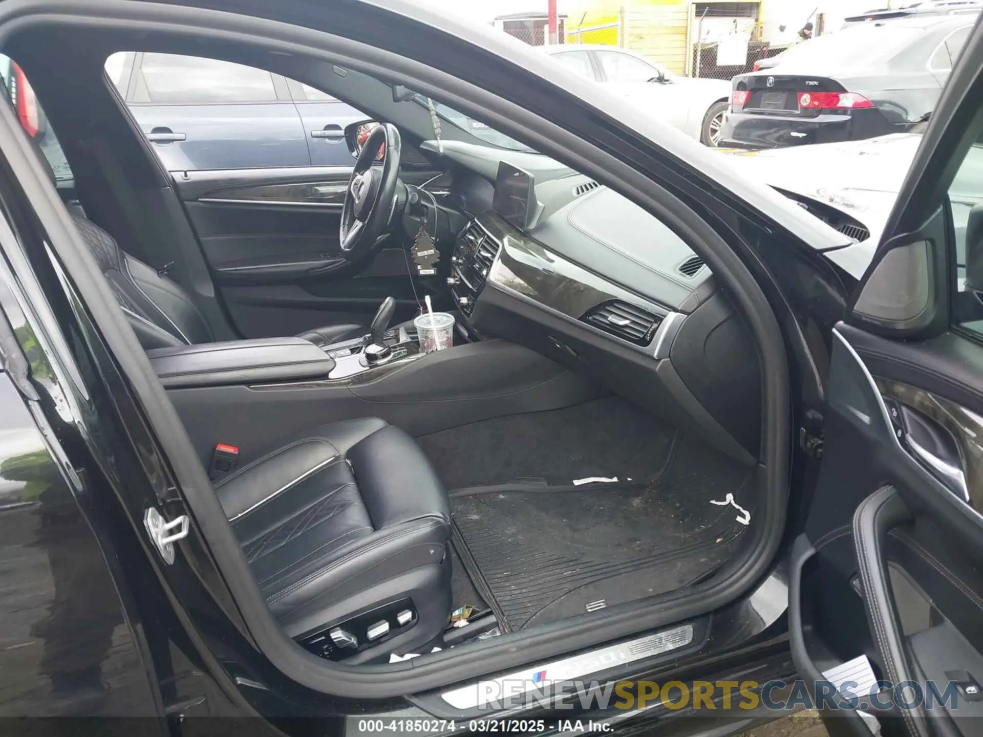 5 Photograph of a damaged car WBAJS7C09LCD45078 BMW M550I 2020
