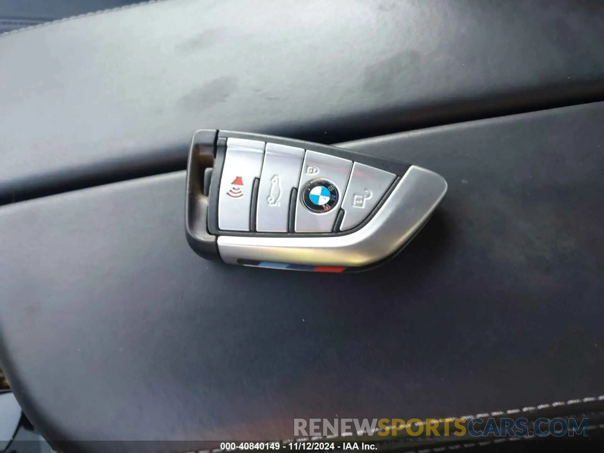 11 Photograph of a damaged car WBA13BK0XMCG26552 BMW M550I 2021