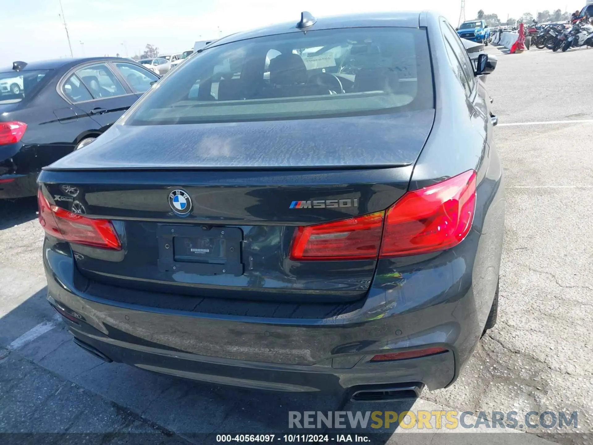 16 Photograph of a damaged car WBAJB9C57KB288775 BMW M550XI 2019