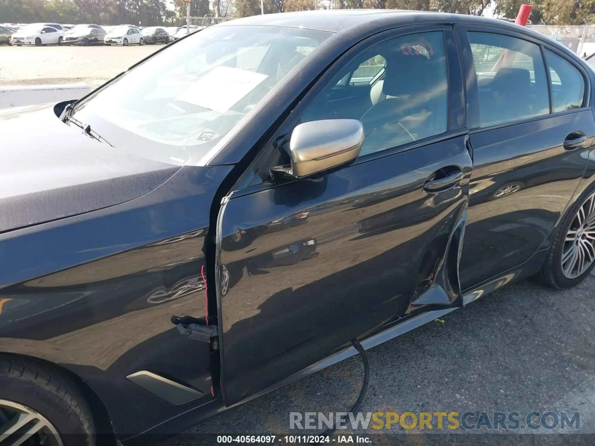 6 Photograph of a damaged car WBAJB9C57KB288775 BMW M550XI 2019